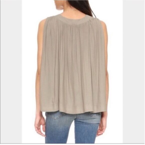 Free People Darcy Super V Sleeveless Top Size Small NWT - Picture 2 of 8